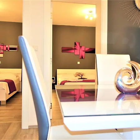 New And Modern Karavona Bol